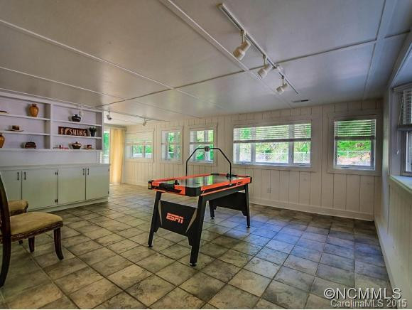 328 North Shore - Photo 17