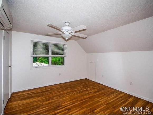 328 North Shore - Photo 23