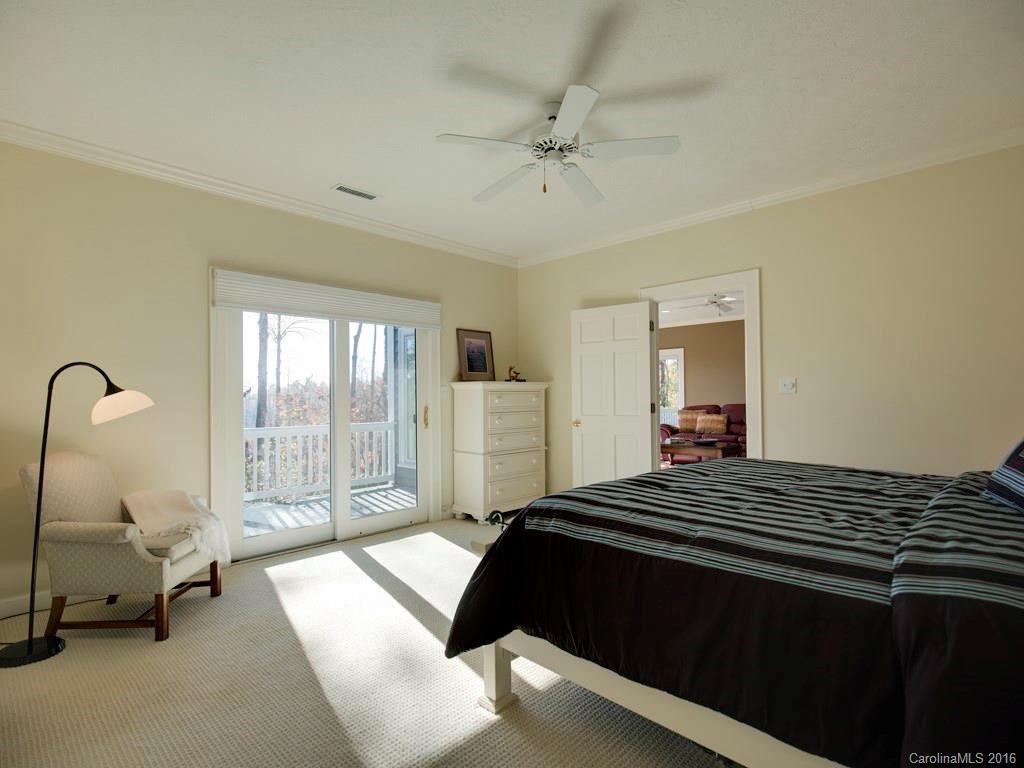547 Hagen Drive - Photo 12