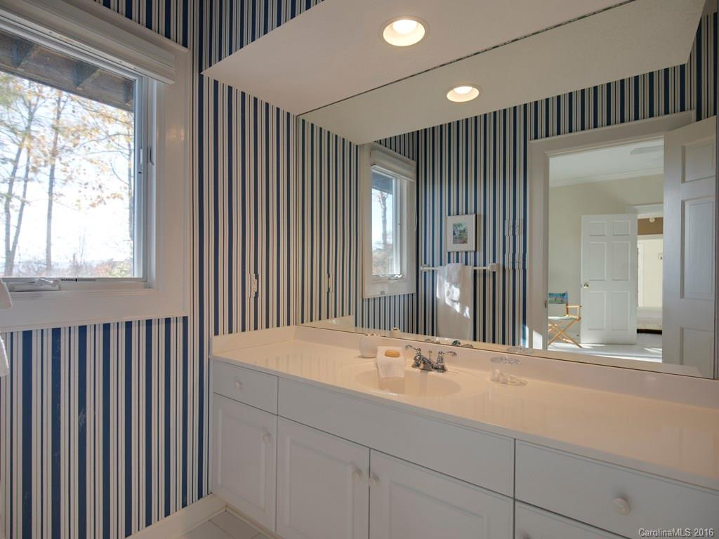 547 Hagen Drive - Photo 10