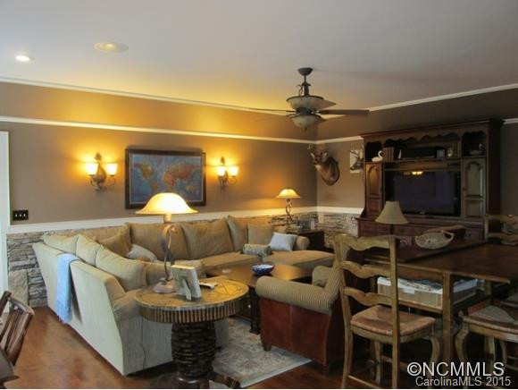 5022 White Rock Lane - Photo 19