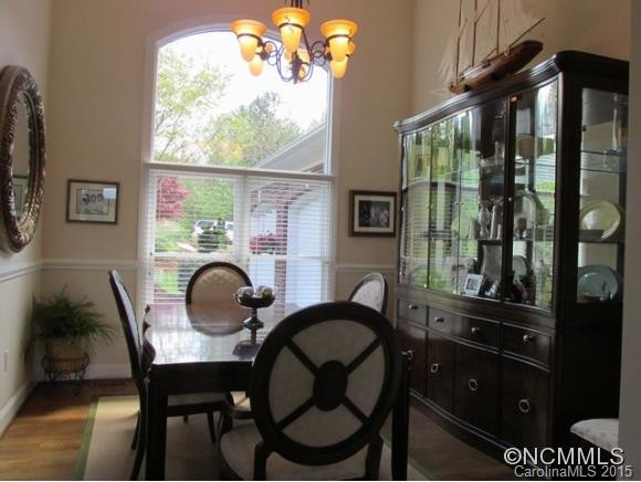 5022 White Rock Lane - Photo 4
