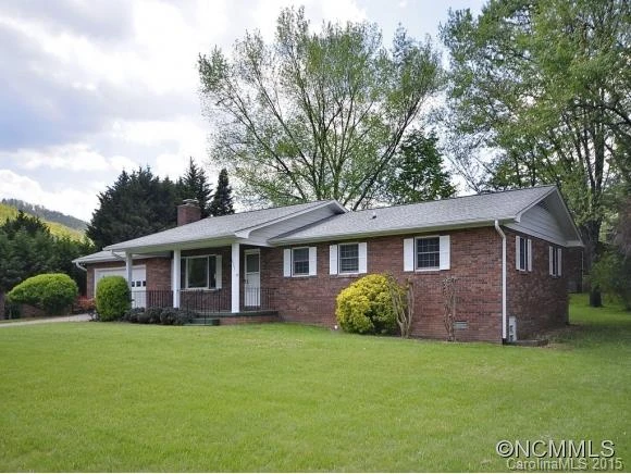 111 MERRI ACRES Lane