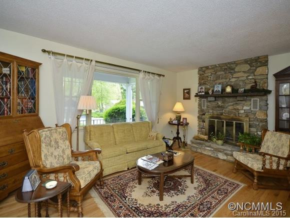111 MERRI ACRES Lane - Photo 3