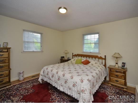 111 MERRI ACRES Lane - Photo 8