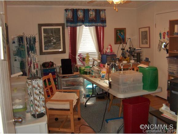 245 Merry Way - Photo 17