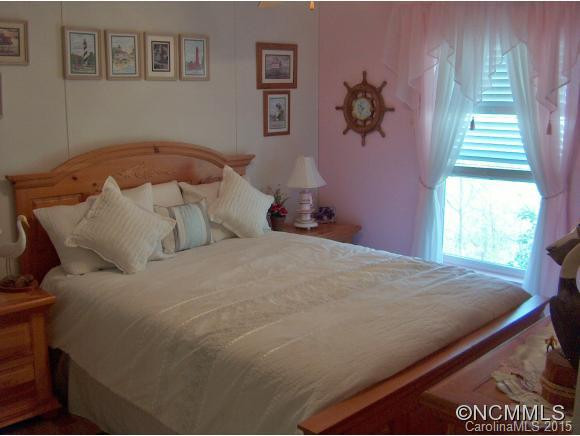245 Merry Way - Photo 19