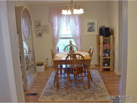 245 Merry Way - Photo 20