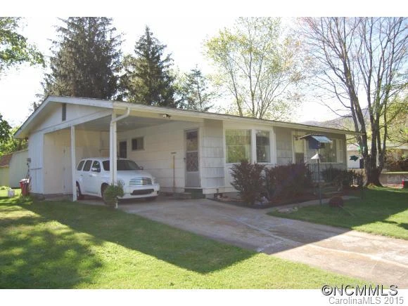 300 Wilson Avenue