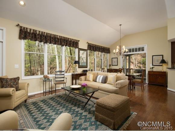 205 E. Chimney Crossing - Photo 3