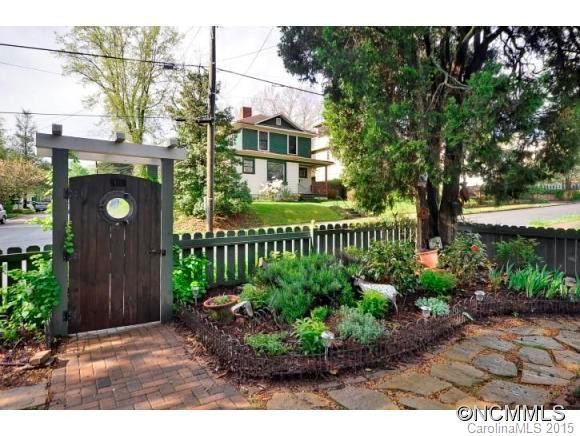 302 Hillside Street - Photo 5