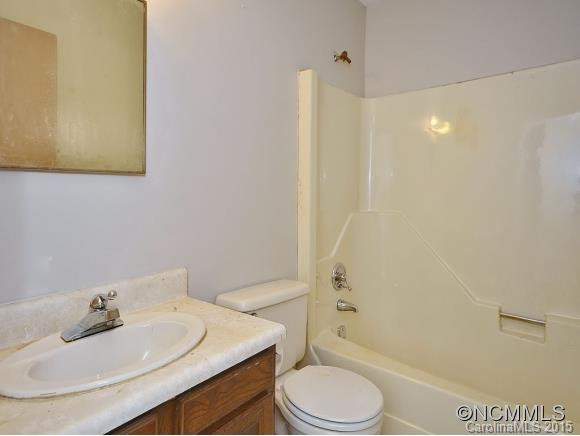 2 TIMOTHY LANE - Photo 8