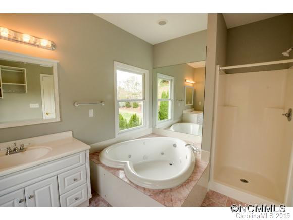 7 Oxford Court - Photo 11
