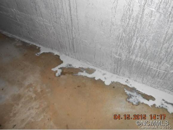  - Photo 12