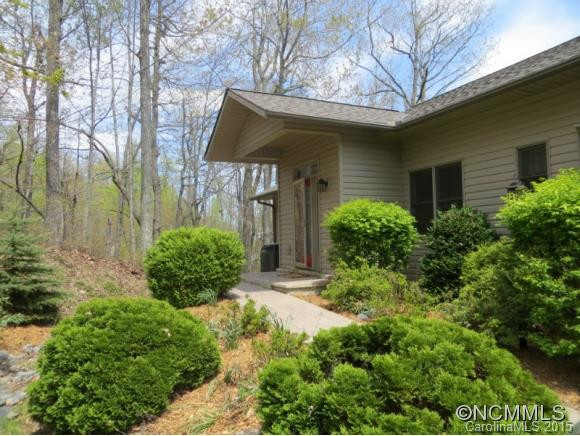 2589 Connestee Trail