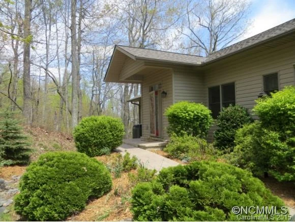2589 Connestee Trail