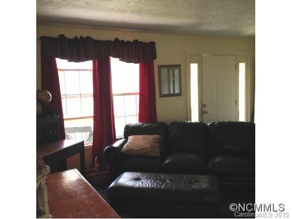 85 Meghan - Photo 7