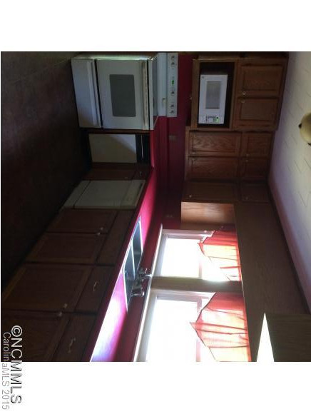 192 GREEN WATERS ROAD - Photo 12