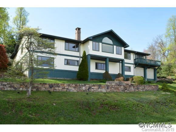 295 Roberts Drive - Photo 2