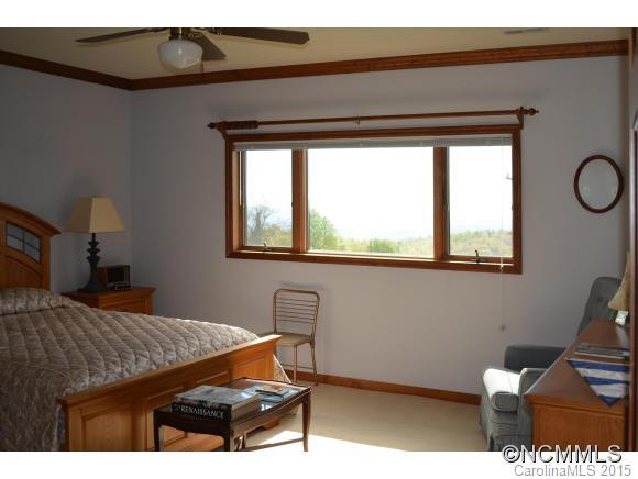 295 Roberts Drive - Photo 17