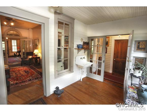 322 Chisholm - Photo 9