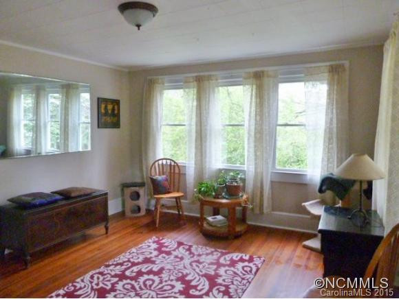 54 Highland Street - Photo 2