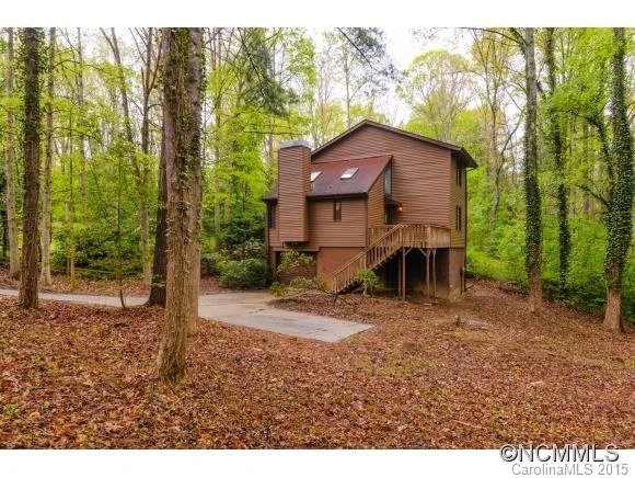 21 Turnberry Drive