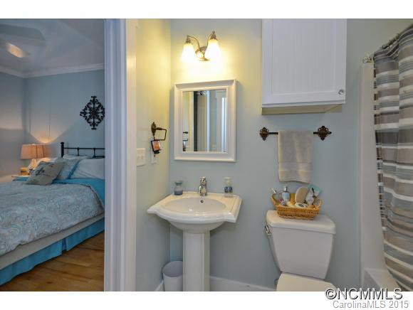 140 Murdock Avenue - Photo 11