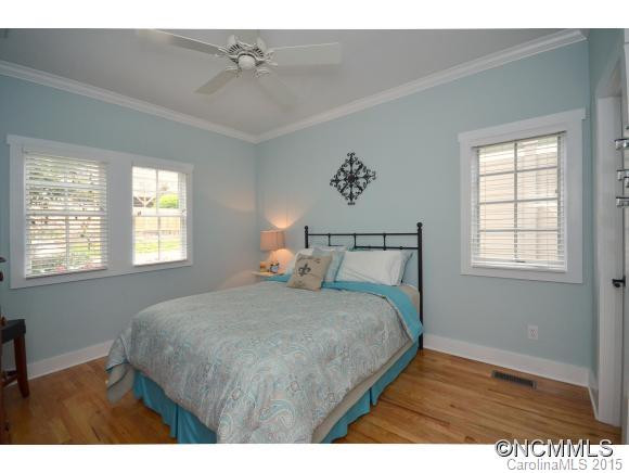 140 Murdock Avenue - Photo 10