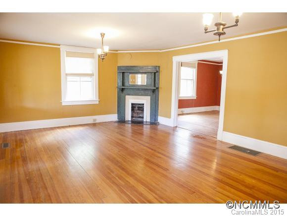 84 Vandalia Avenue - Photo 2
