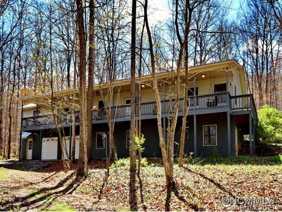 83 HONEYSUCKLE LN.