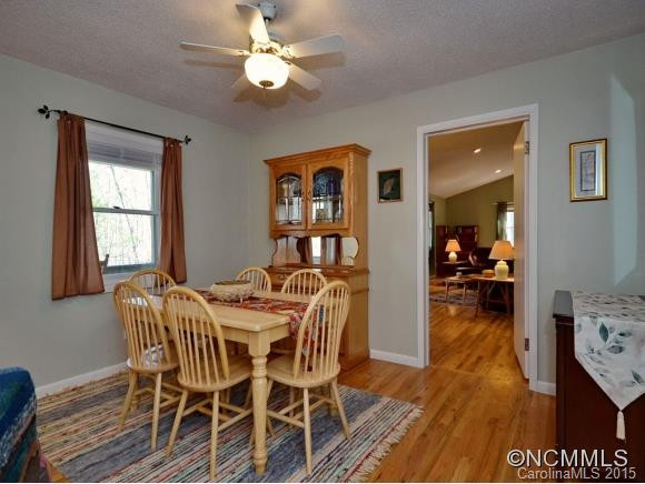 83 HONEYSUCKLE LN. - Photo 5