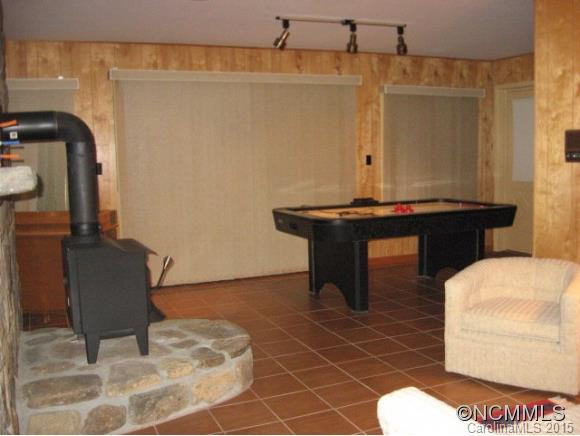 818 Moonshine Mountain Road - Photo 13