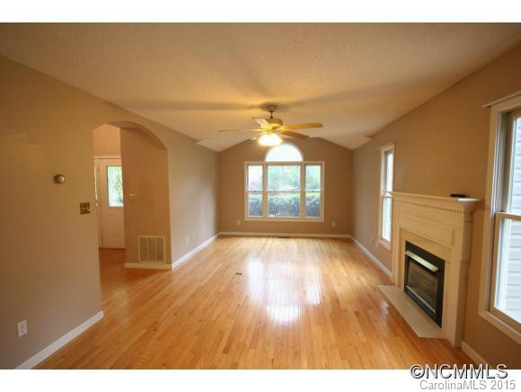 81 Forest Lake - Photo 3
