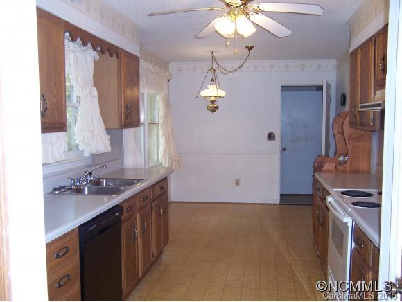 276 Timberlane Drive - Photo 8