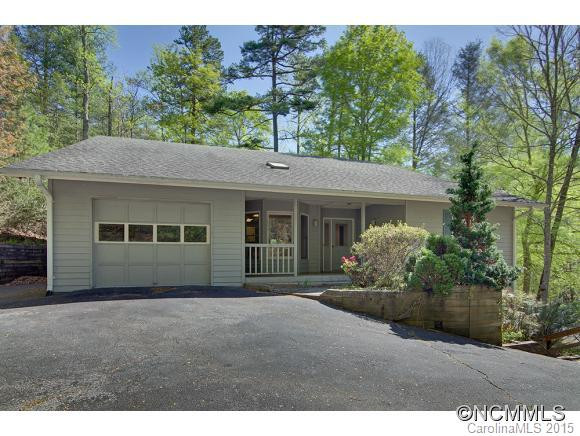 852 Deerlake Rd