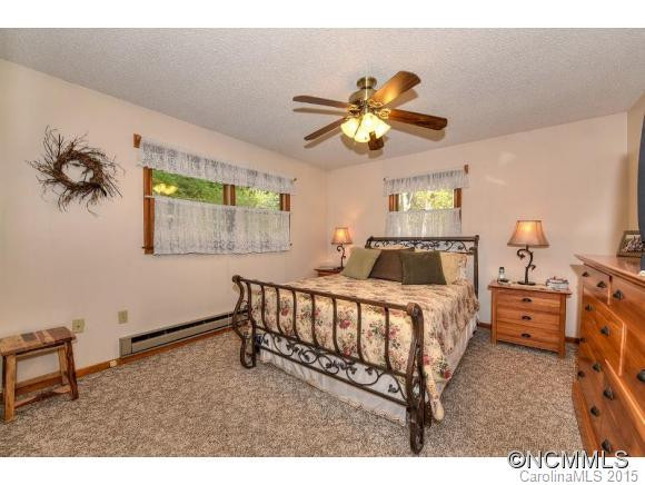 648 Apple Tree Court - Photo 11