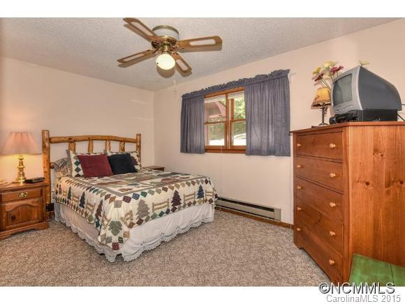 648 Apple Tree Court - Photo 14