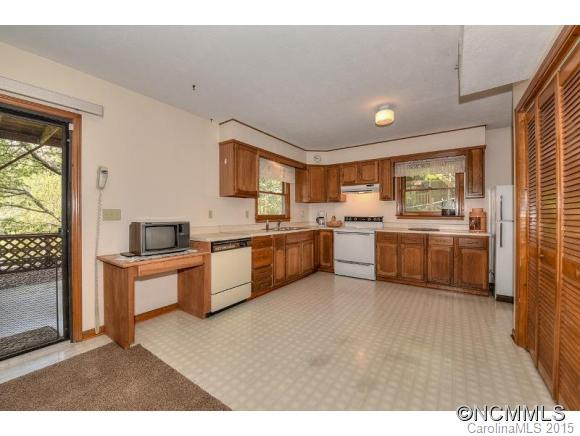 648 Apple Tree Court - Photo 17