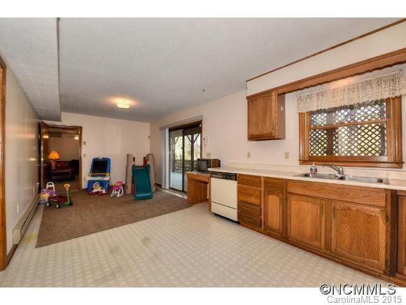 648 Apple Tree Court - Photo 18