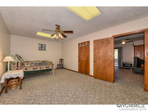 648 Apple Tree Court - Photo 19