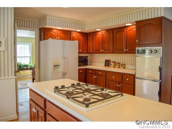 115 Hawthorn Drive - Photo 7