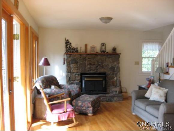 295 Rock Boulevard - Photo 11