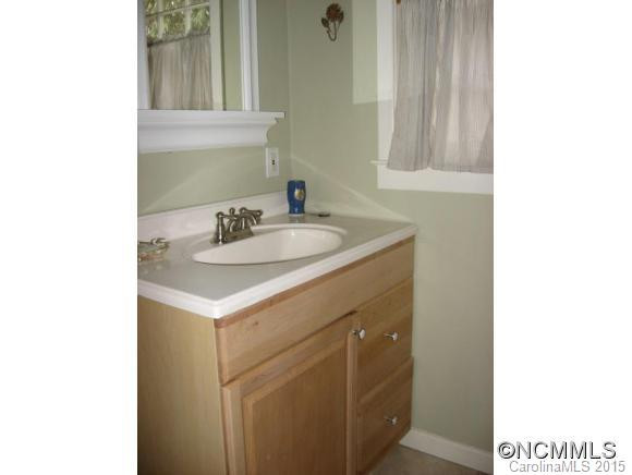 295 Rock Boulevard - Photo 16