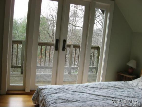 295 Rock Boulevard - Photo 9