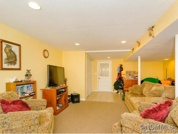 3 Knollridge Road - Photo 17