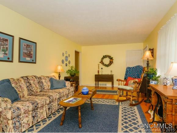 3 Knollridge Road - Photo 10