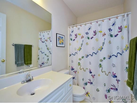 22 WESTMONT DRIVE - Photo 17