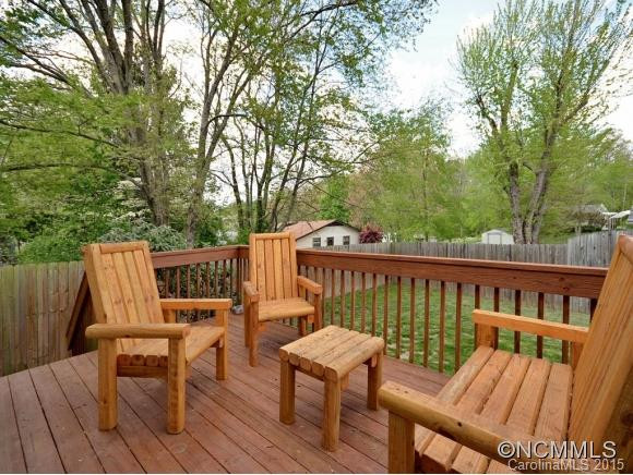 22 WESTMONT DRIVE - Photo 18