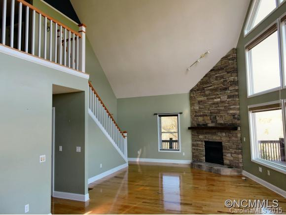 50 Perspective View - Photo 6